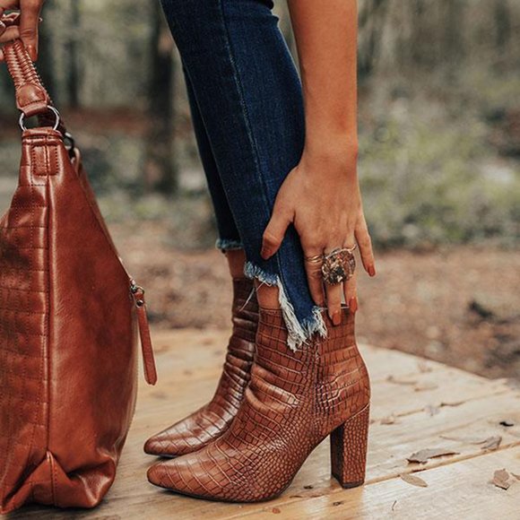 Shoes - HP💃 Crocodile High Heel Ankle Booties Boot SZ 11